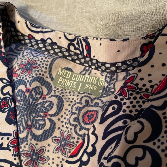 Two snug fitting scrub tops - Picture 3 of 5